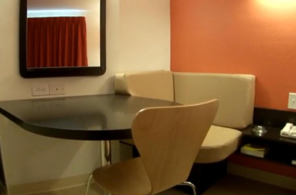 Motel 6 Manteca Esterno foto