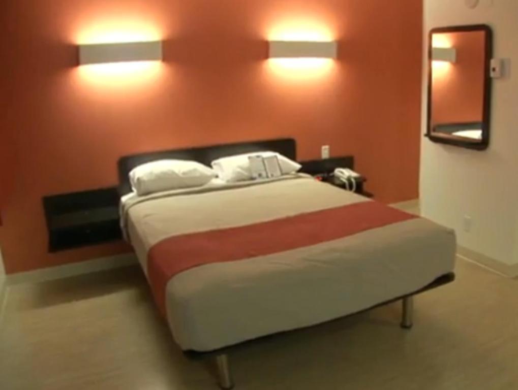 Motel 6 Manteca Esterno foto