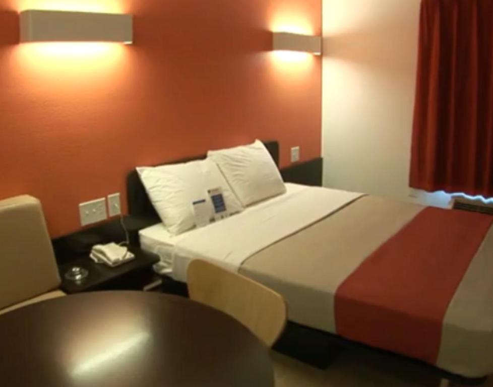 Motel 6 Manteca Esterno foto