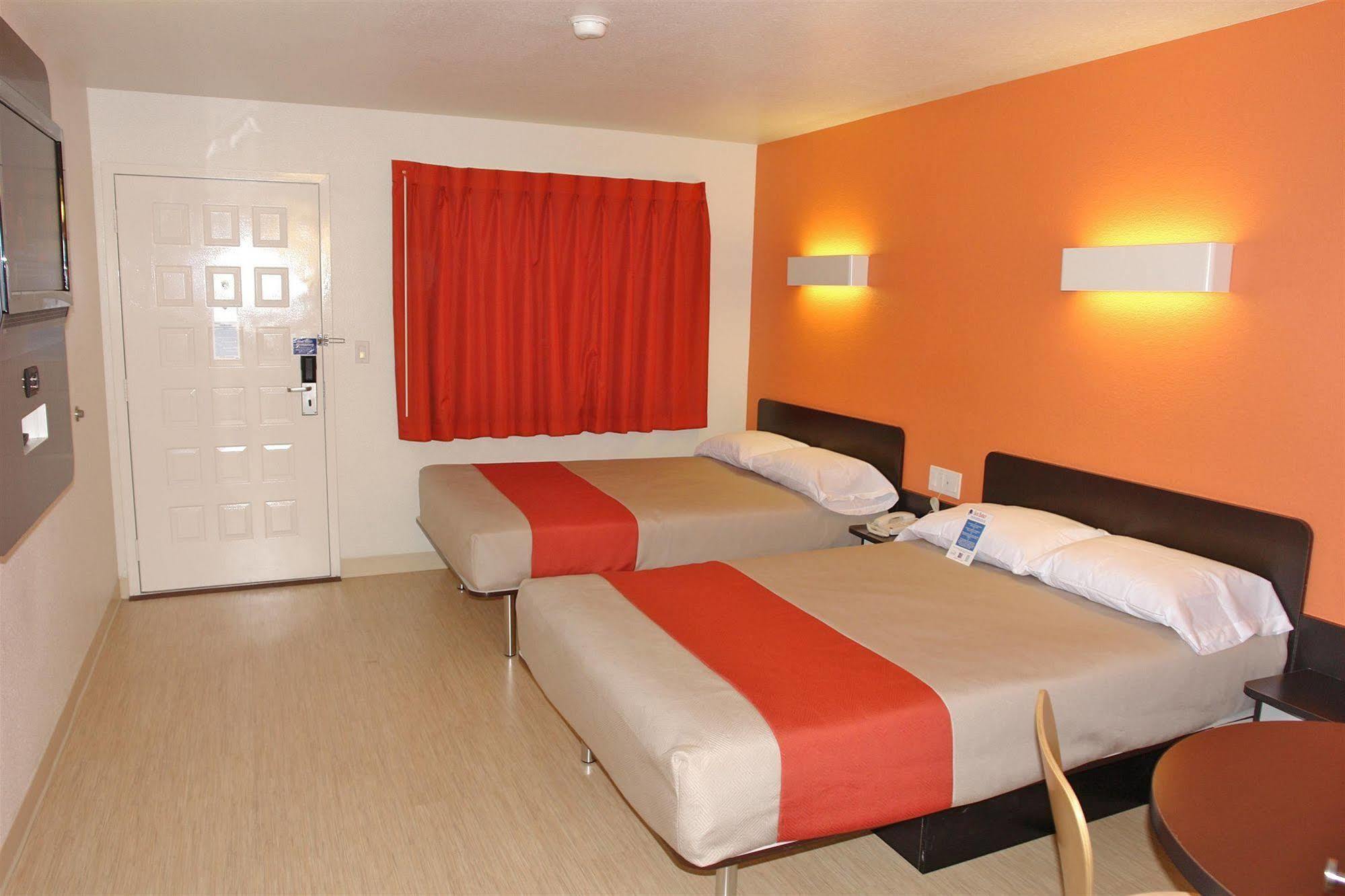Motel 6 Manteca Esterno foto